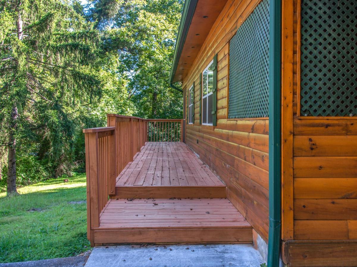 Villa A Garden Blessing Gatlinburg Exterior foto